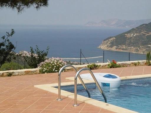 Villa Ouranos In Pefkias Скопелос Екстериор снимка